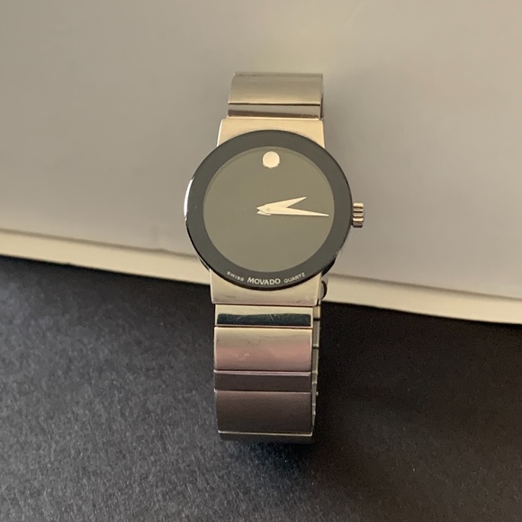 EUC MOVADO Classic Stainless Steel watch (28mm) - Picture 3 of 15